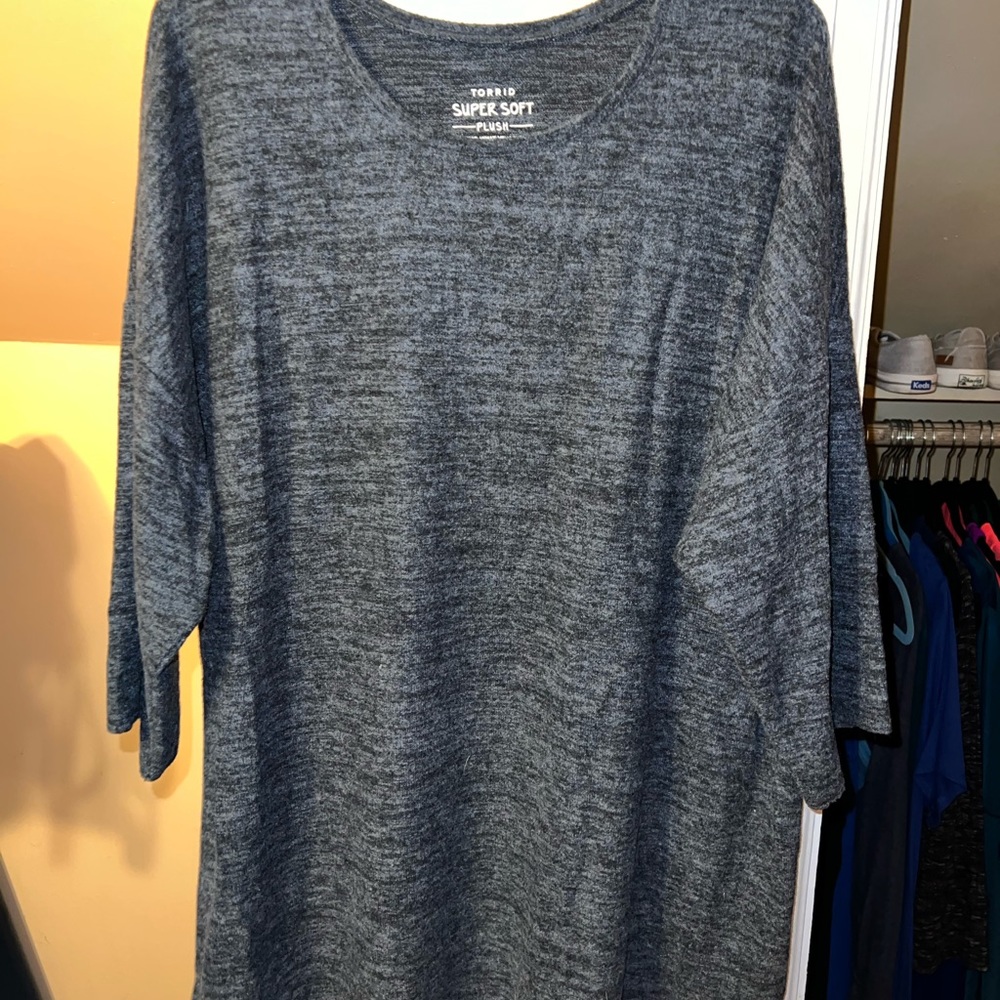 Torrid plush sweater size 3